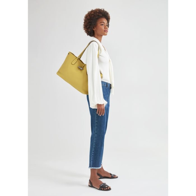 Women's Longchamp Roseau Essential Shoulder Bags Yellow | 79SDGLKCZ