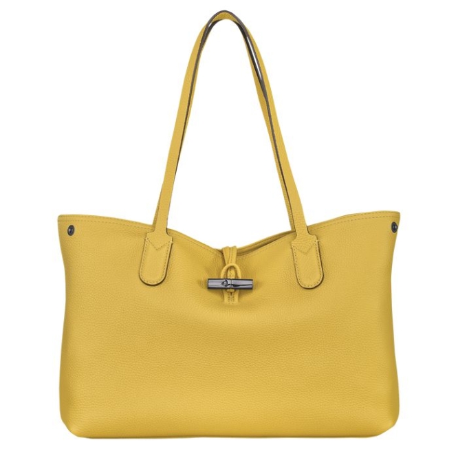 Women\'s Longchamp Roseau Essential Shoulder Bags Yellow | 79SDGLKCZ